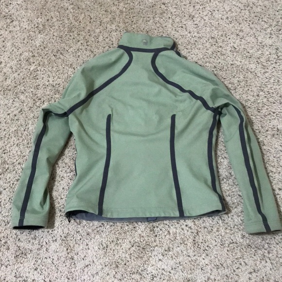 Mountain Hardware Women’s Softshell Jacket - Picture 3 of 9